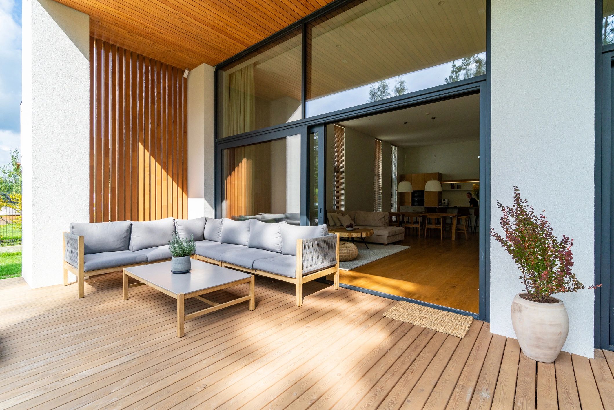 coastal home rental oceanfront patio